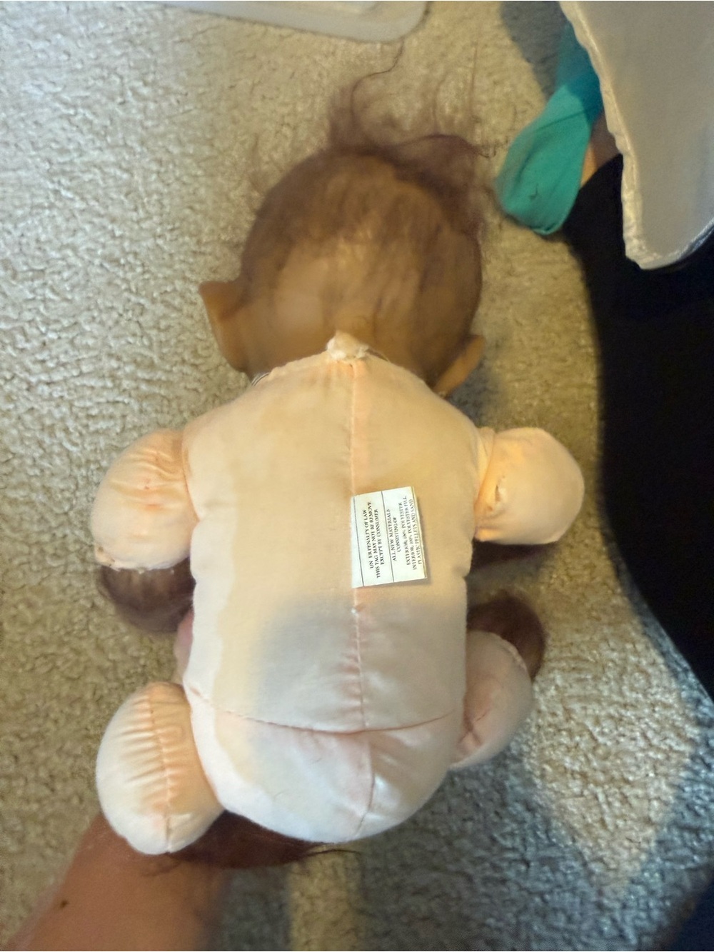 Ashton -Drake Realistic Baby Monkey Doll set - Picture 4 of 9